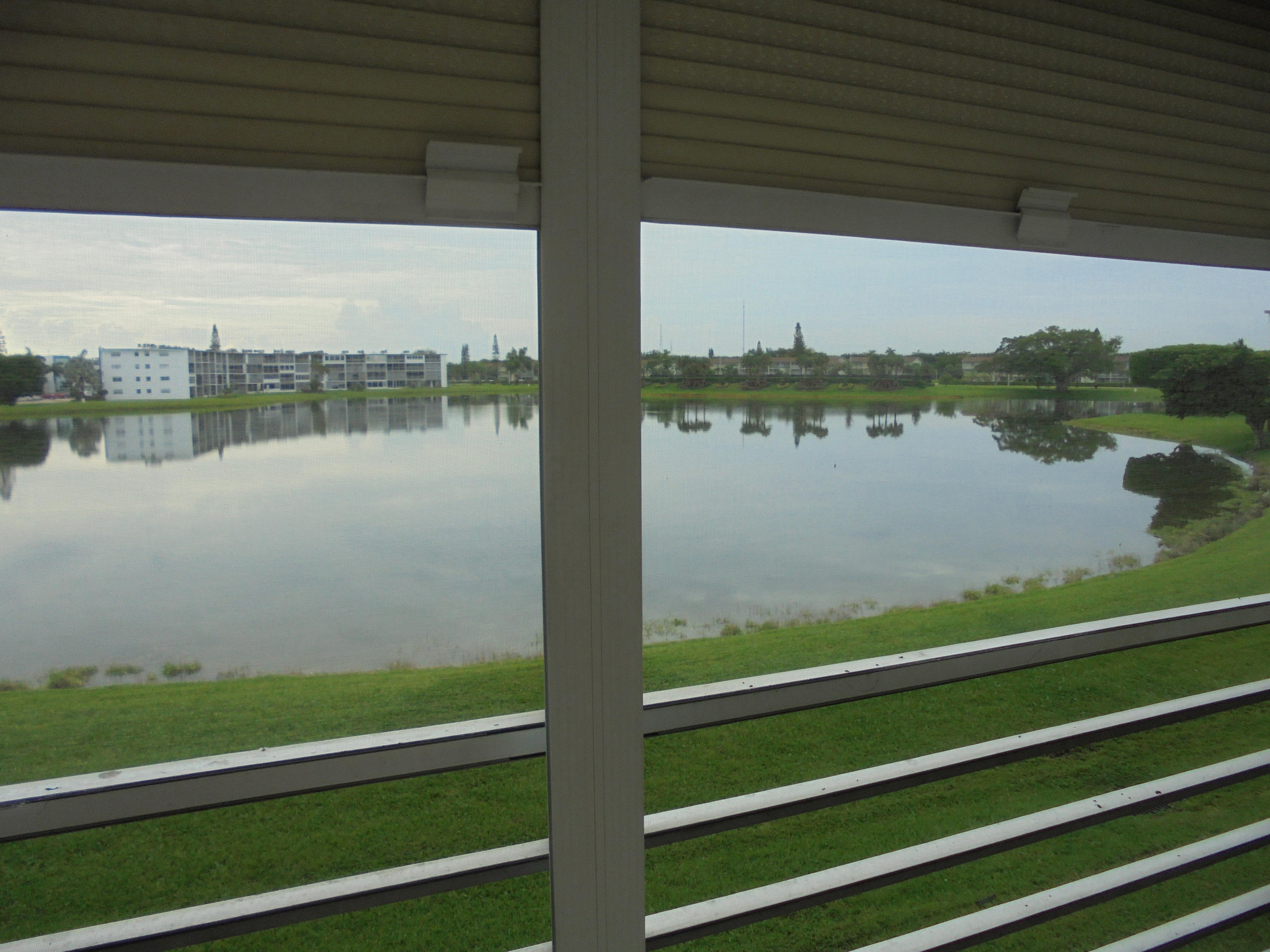 2032 Cornwall East Boca Raton, FL 33434 - Photo 12 of 13 2032 Cornwall B 012