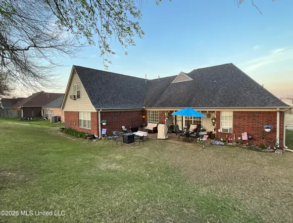 $335,000 | 7741 Meadow Ridge Lane, Olive Branch, MS 38654