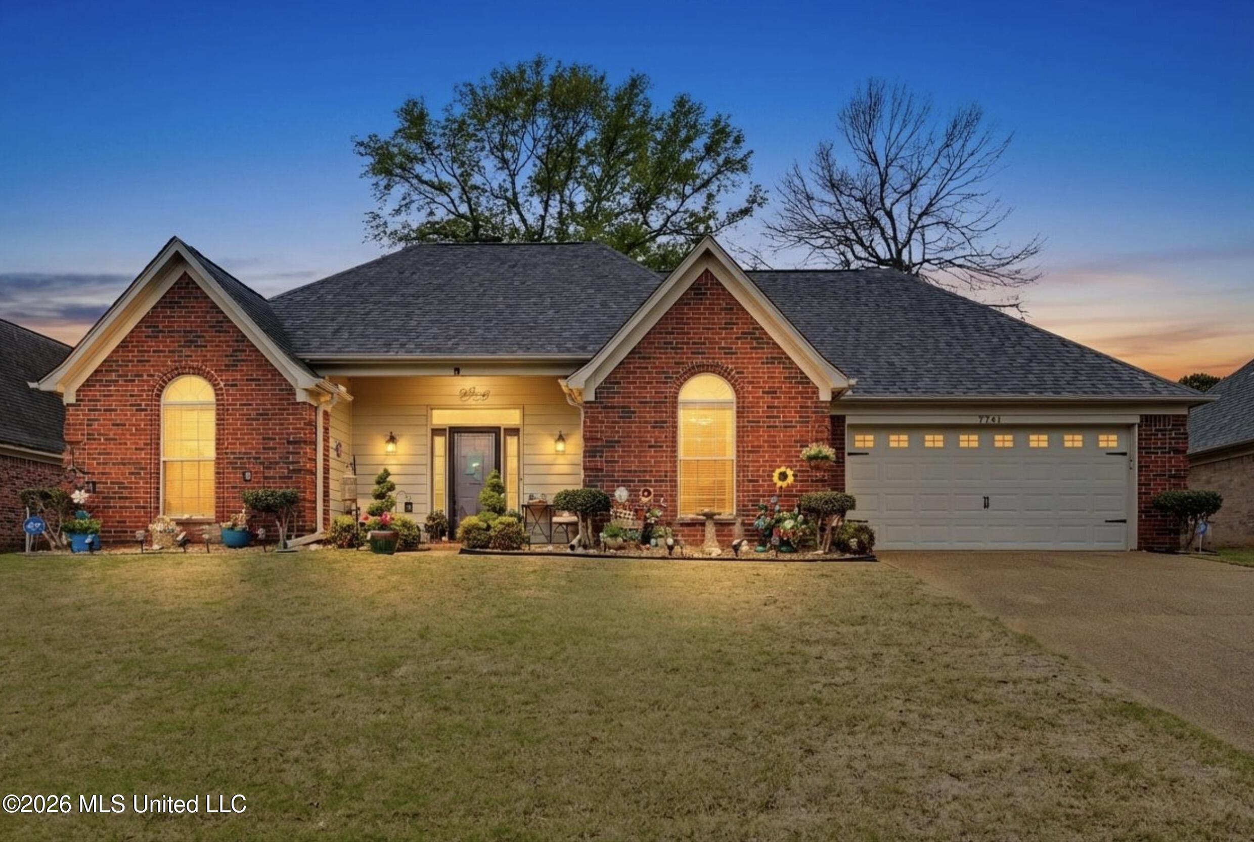 7741 Meadow Ridge Lane Olive Branch, MS 38654 - Photo 2 of 31 IMG_1288