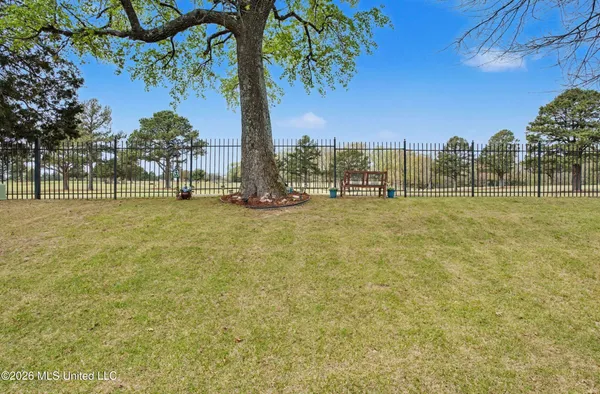 $335,000 | 7741 Meadow Ridge Lane, Olive Branch, MS 38654