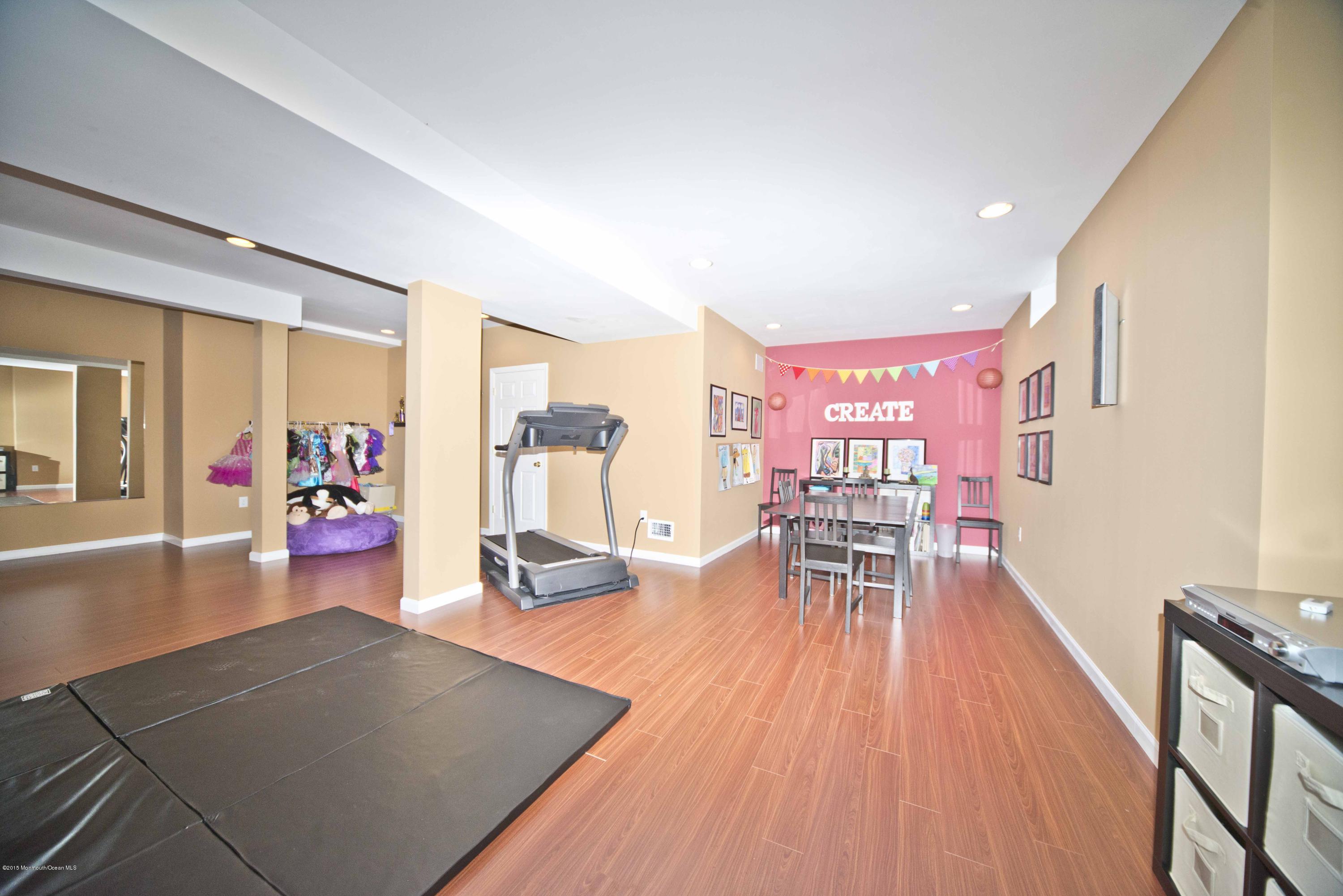 270 Deerfield Road Morganville, NJ 07751 - Photo 26 of 31 DSC_7385