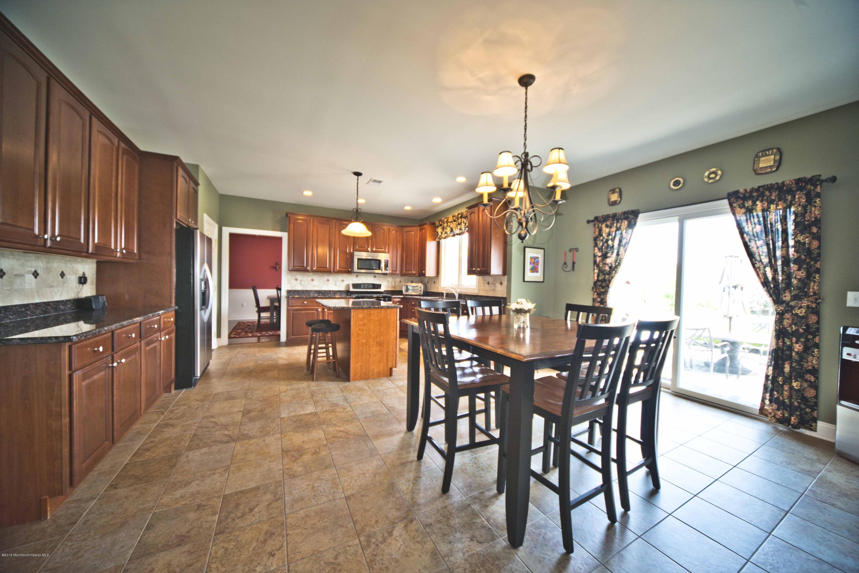 270 Deerfield Road Morganville, NJ 07751 - Photo 8 of 31 DSC_7285