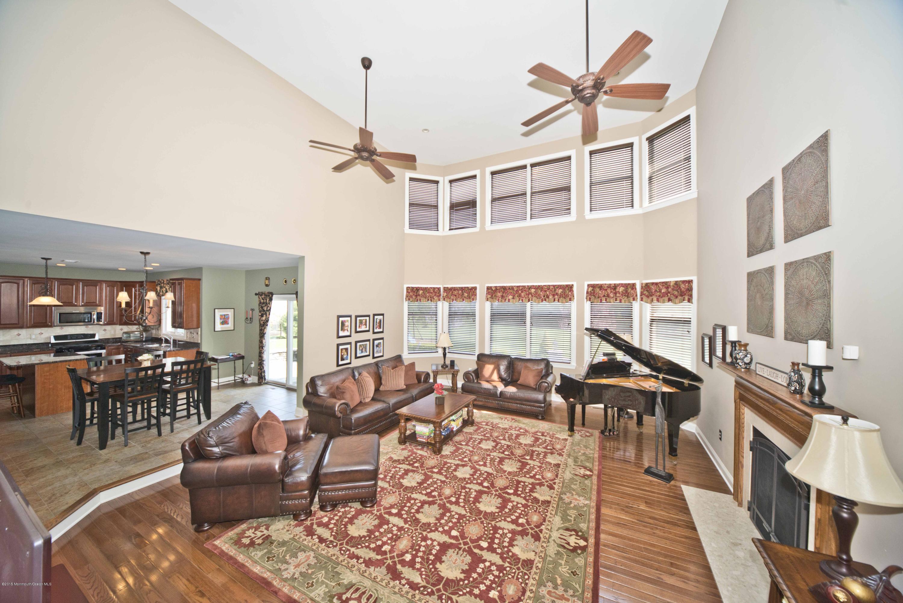 270 Deerfield Road Morganville, NJ 07751 - Photo 9 of 31 DSC_7296