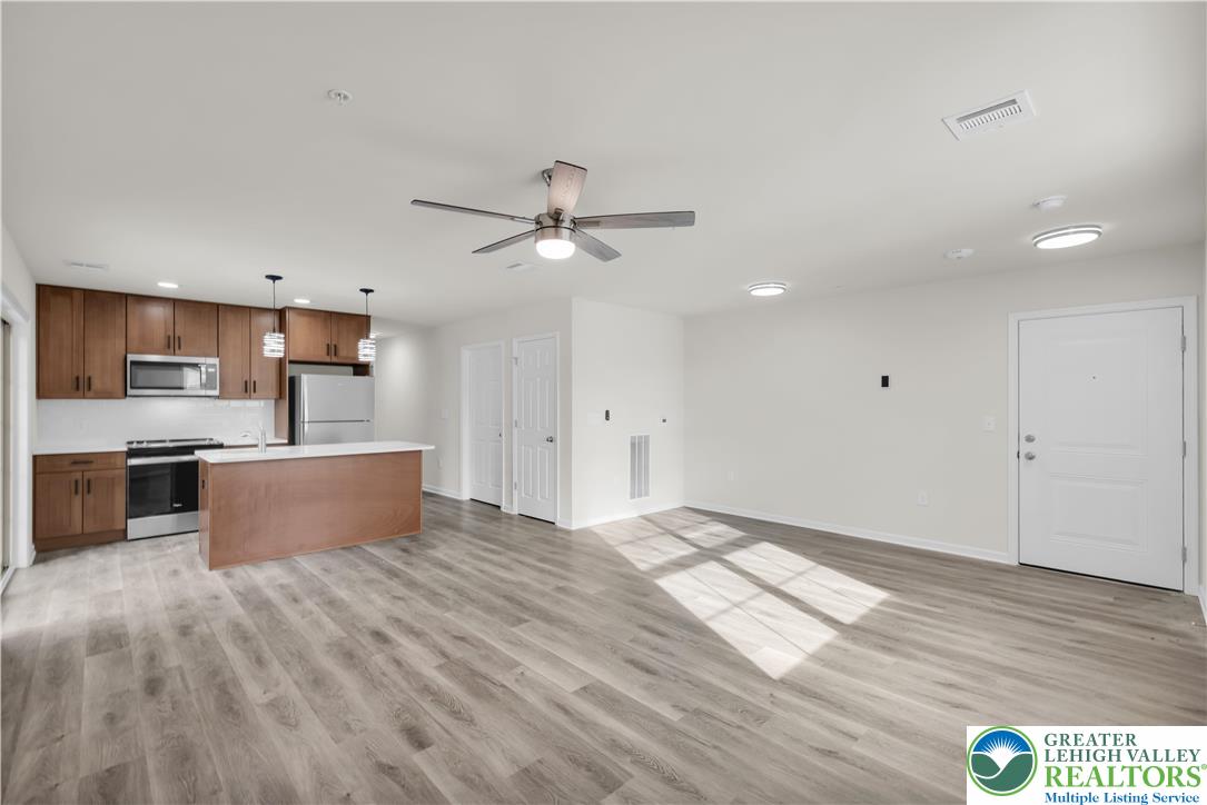 1513 Maple Street, Unit 101 Bethlehem, PA 18017 - Photo 11 of 21