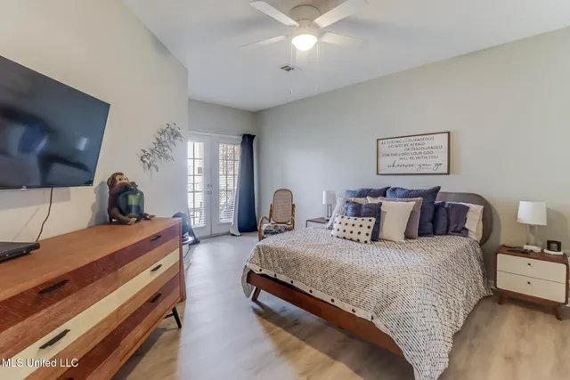 $299,000 | 2252 Beach Drive, Unit 1905, Gulfport, MS 39507