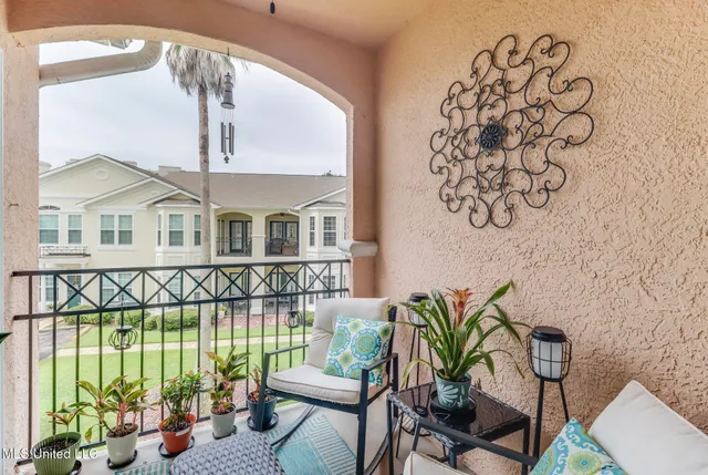 $299,000 | 2252 Beach Drive, Unit 1905, Gulfport, MS 39507