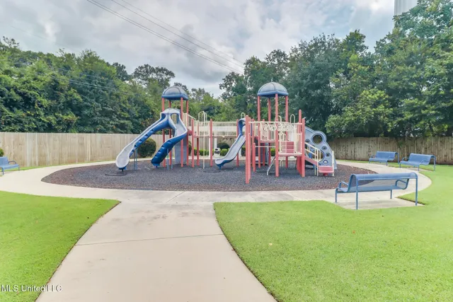 $299,000 | 2252 Beach Drive, Unit 1905, Gulfport, MS 39507