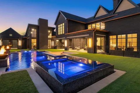 $7,999,000 | 325 Gun Club Road, Nashville, TN 37205