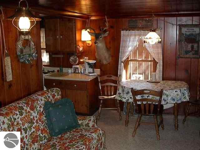 6919 East Birch Point Road Traverse City, MI 49684 - Photo 14 of 21 1717527-13.JPG