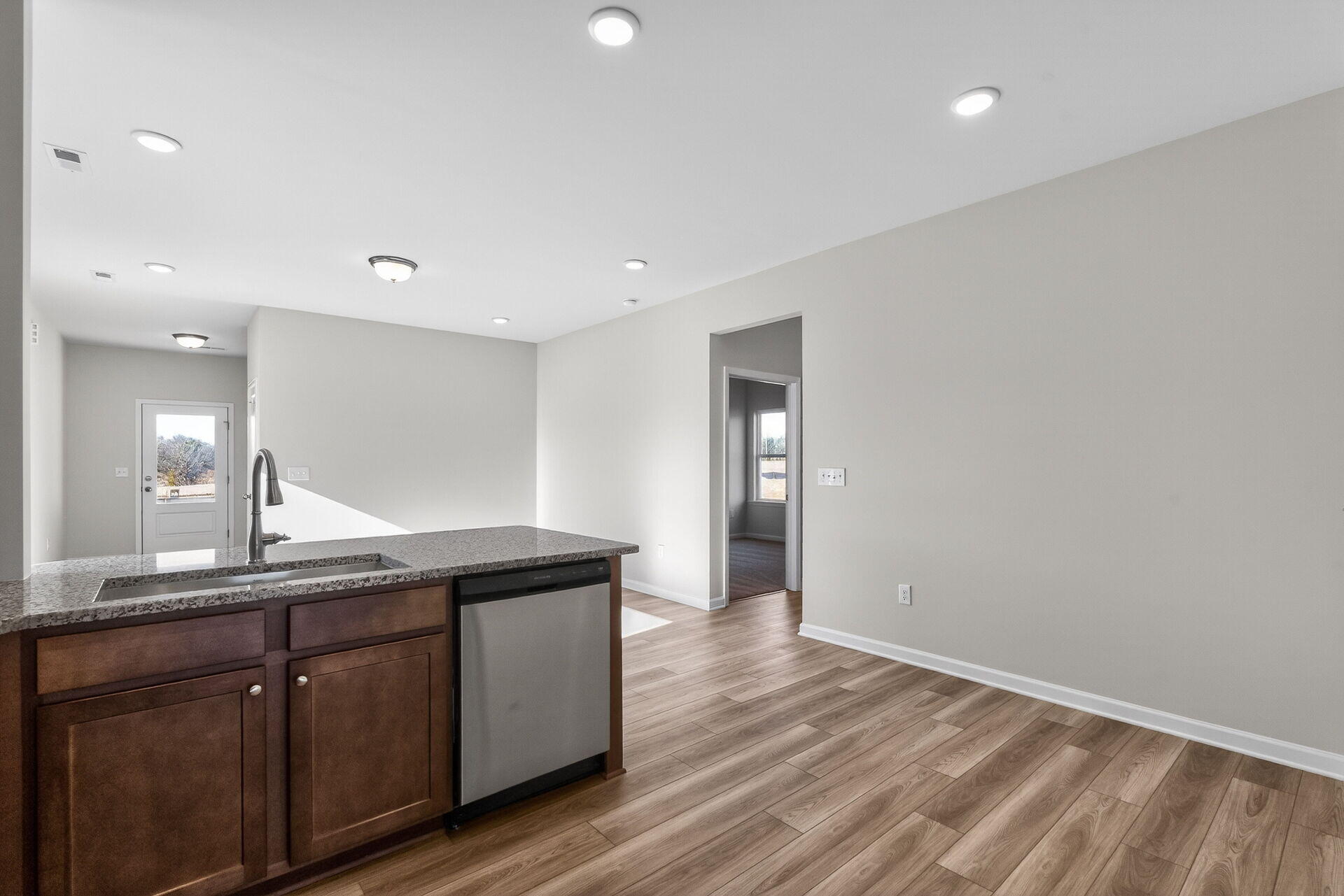 141 Andros Loop Dalton, GA 30721 - Photo 14 of 22 016-1920x1080-kitchen