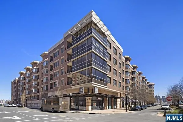 $3,650 | 20 Ave At Port Imperial, Unit 323, West New York, NJ 07093