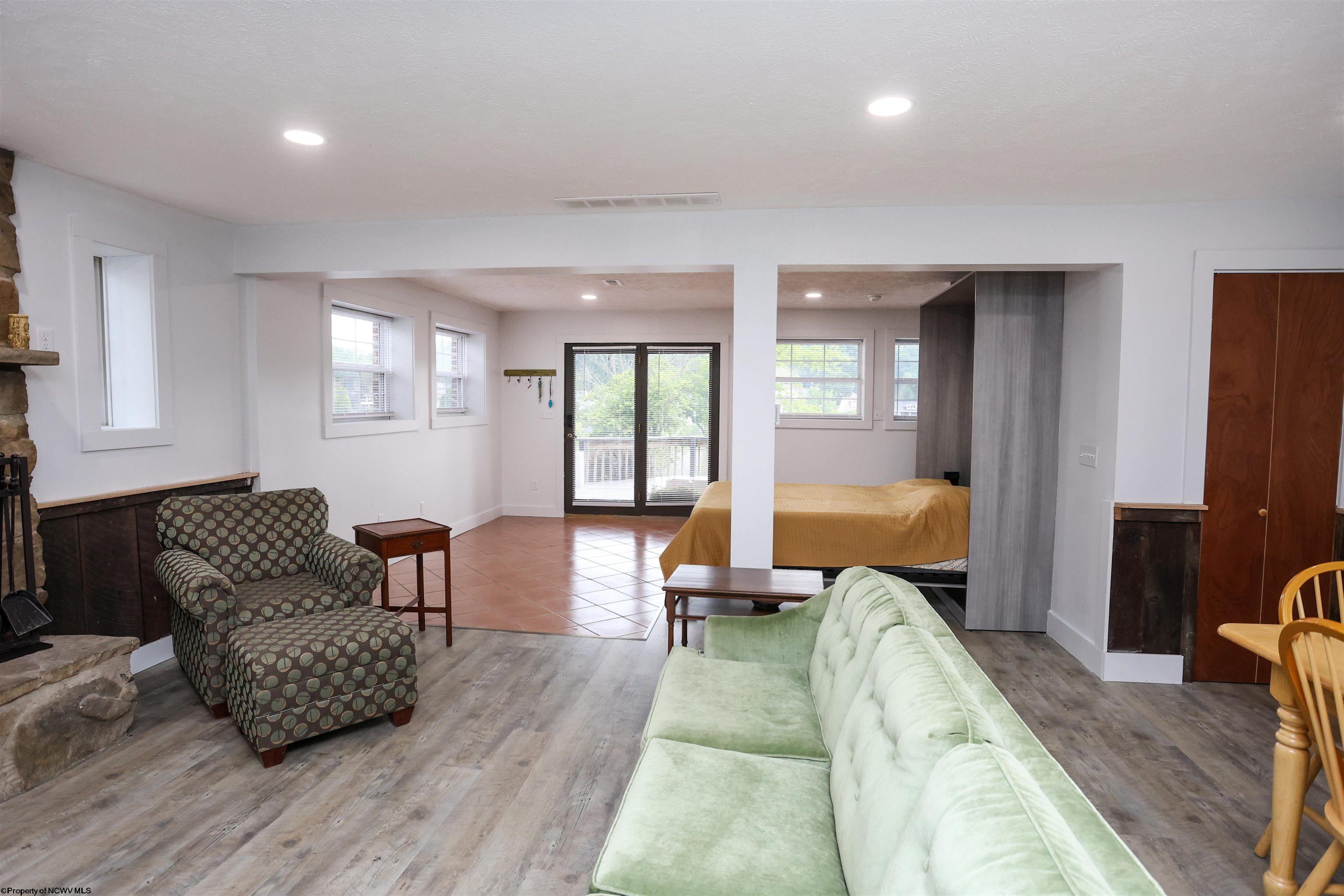 1094 Maple Lake Road Bridgeport, WV 26330 - Photo 27 of 43 Gallery Image 27