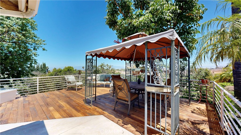 17850 Vista Del Lago Drive Riverside, CA 92503 - Photo 44 of 75