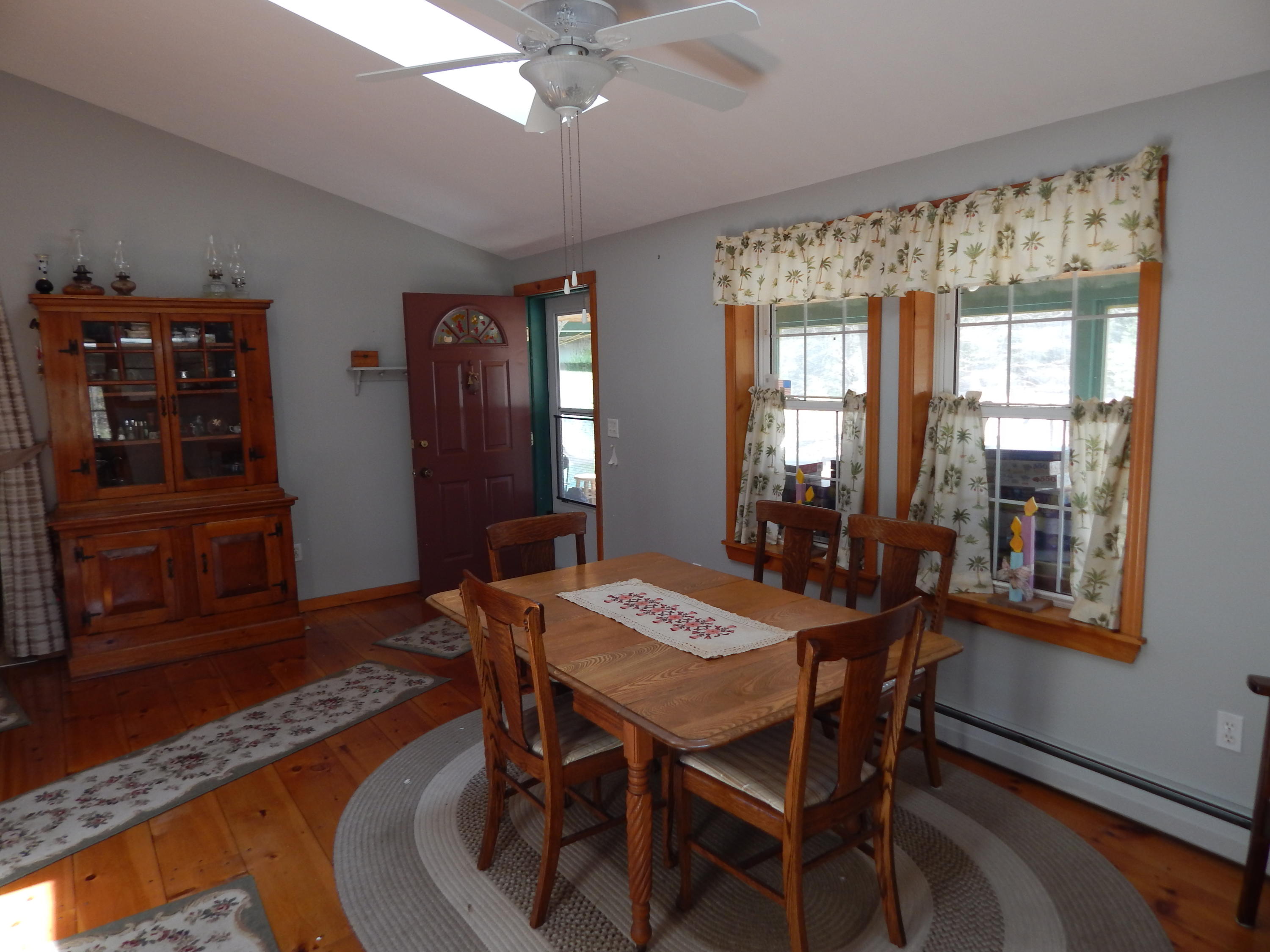 133 Mountain Road Cape Neddick, ME 03902 - Photo 12 of 15 dng3