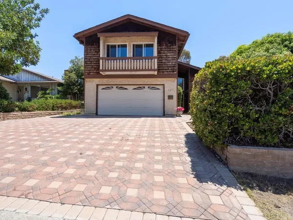 $875,000 | 2511 Camino De Las Palmas, Lemon Grove, CA 91945