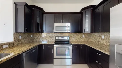 $4,300 | 632 Northeast 20th Street, Unit 4, Wilton Manors, FL 33305