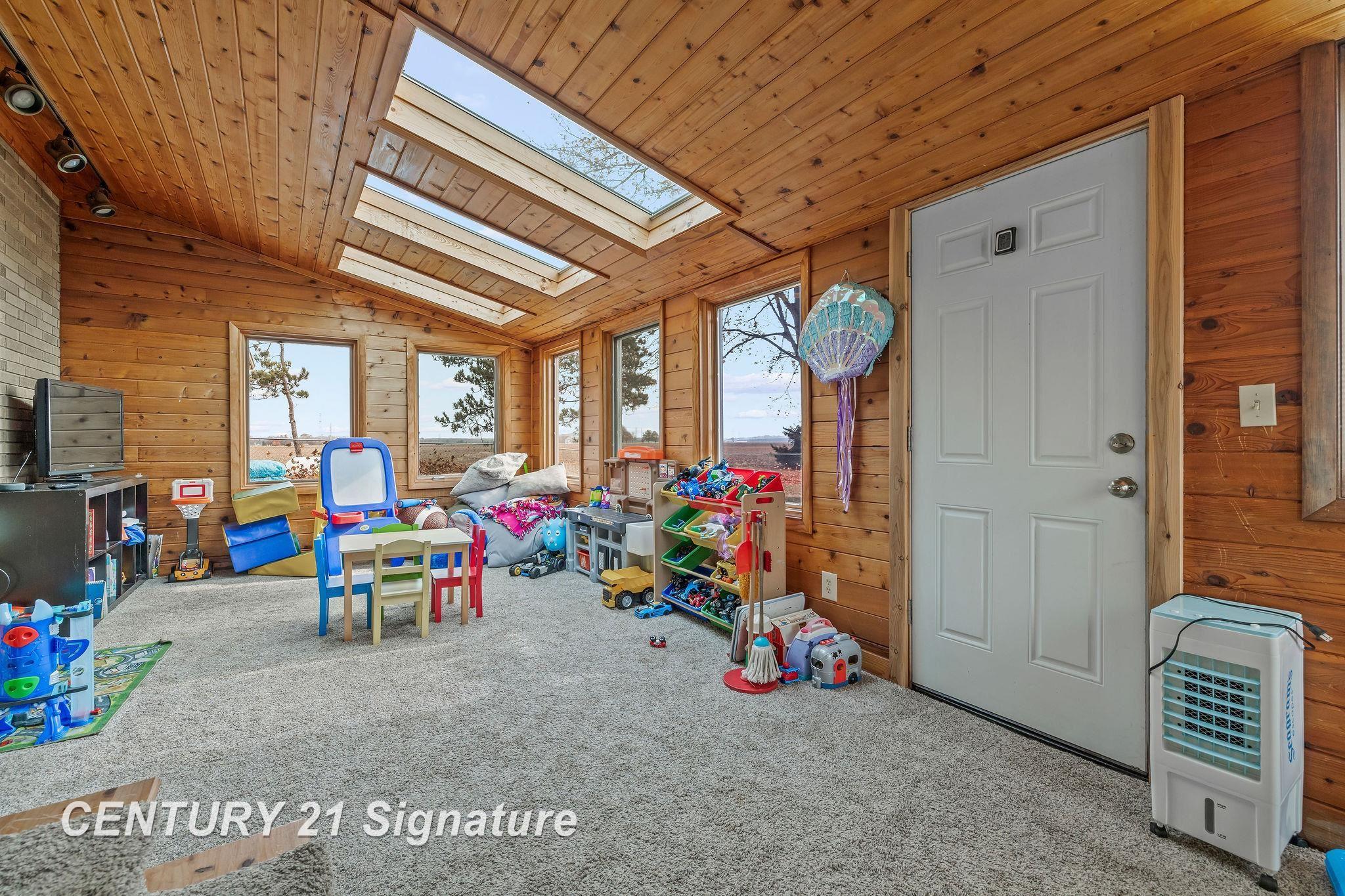 4374 East Freeland Road Freeland, MI 48623 - Photo 14 of 53