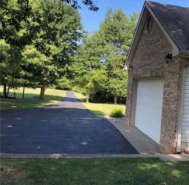 4471 Flake Road Martinsville, IN 46151 - Photo 8 of 28 Gallery Image 8