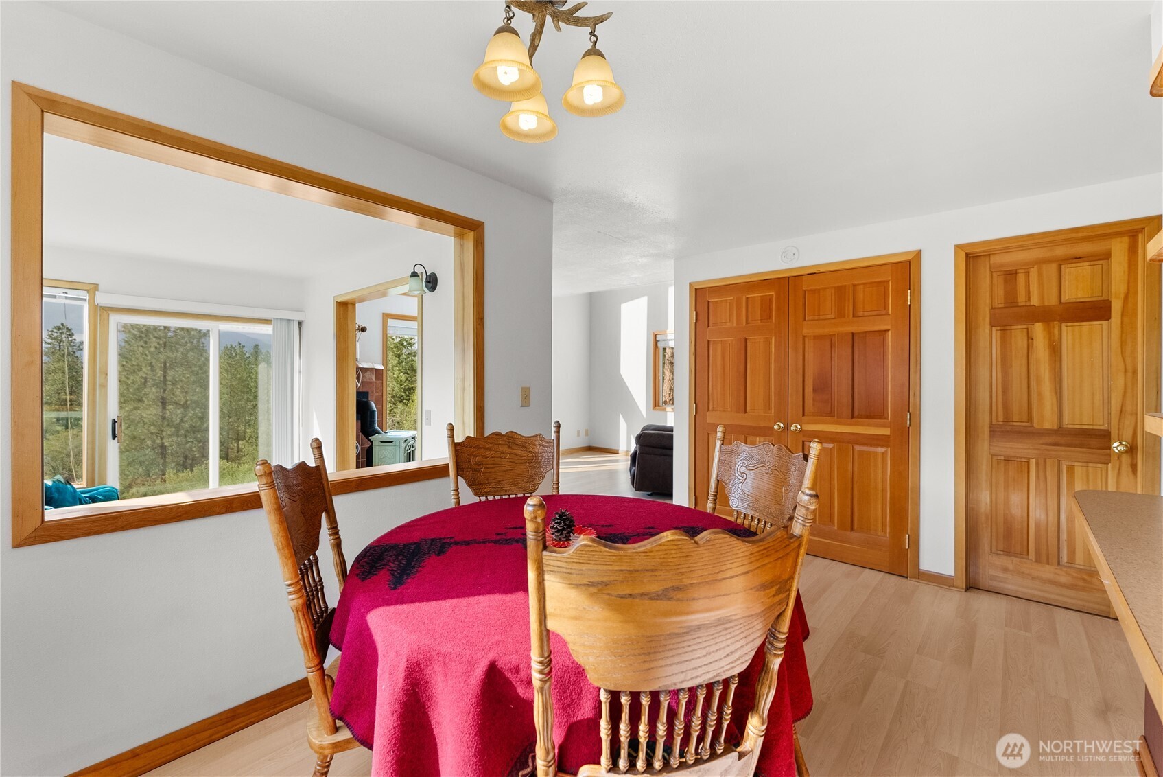 11 Appaloosa Road Winthrop, WA 98862 - Photo 17 of 39 Gallery Image 17