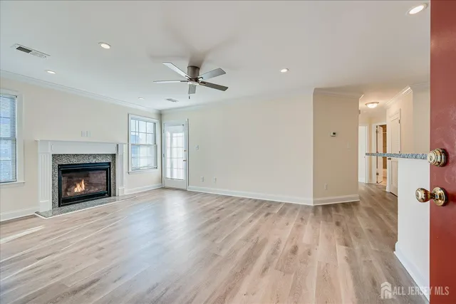 $2,575 | 114 Longfield Court, East Brunswick, NJ 08816