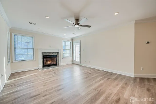 $2,575 | 114 Longfield Court, East Brunswick, NJ 08816