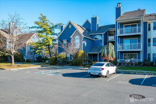 $2,575 | 114 Longfield Court, East Brunswick, NJ 08816