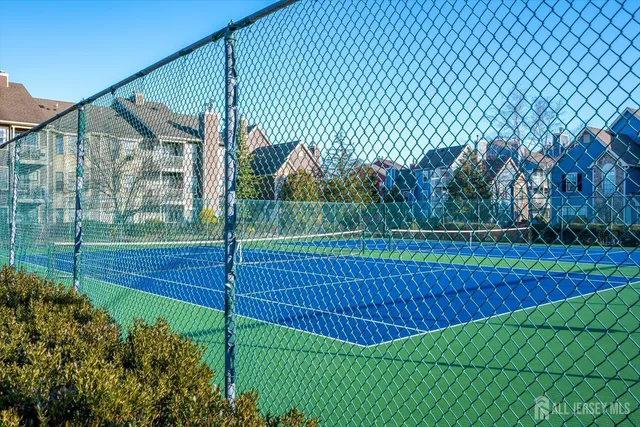 $2,575 | 114 Longfield Court, East Brunswick, NJ 08816