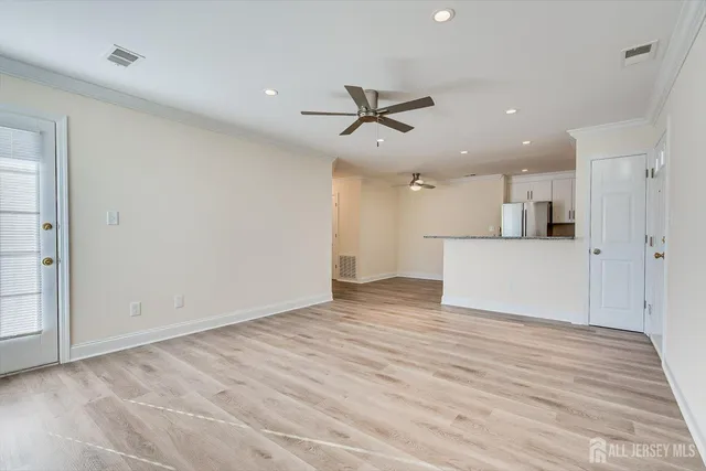 $2,575 | 114 Longfield Court, East Brunswick, NJ 08816