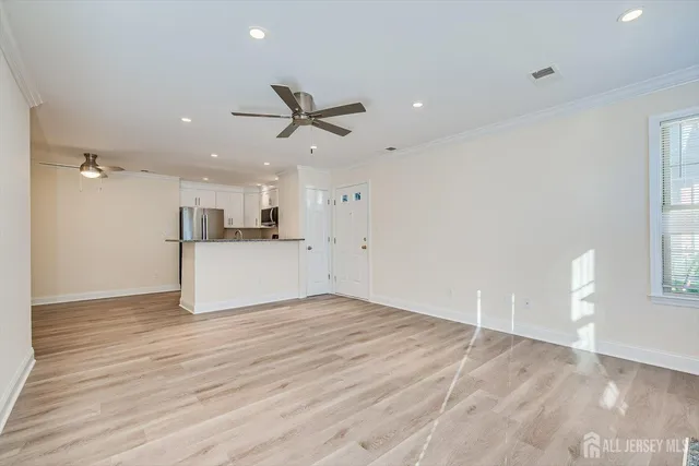 $2,575 | 114 Longfield Court, East Brunswick, NJ 08816