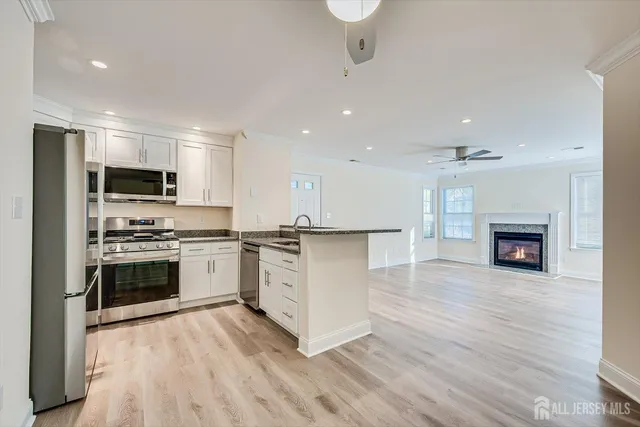 $2,575 | 114 Longfield Court, East Brunswick, NJ 08816