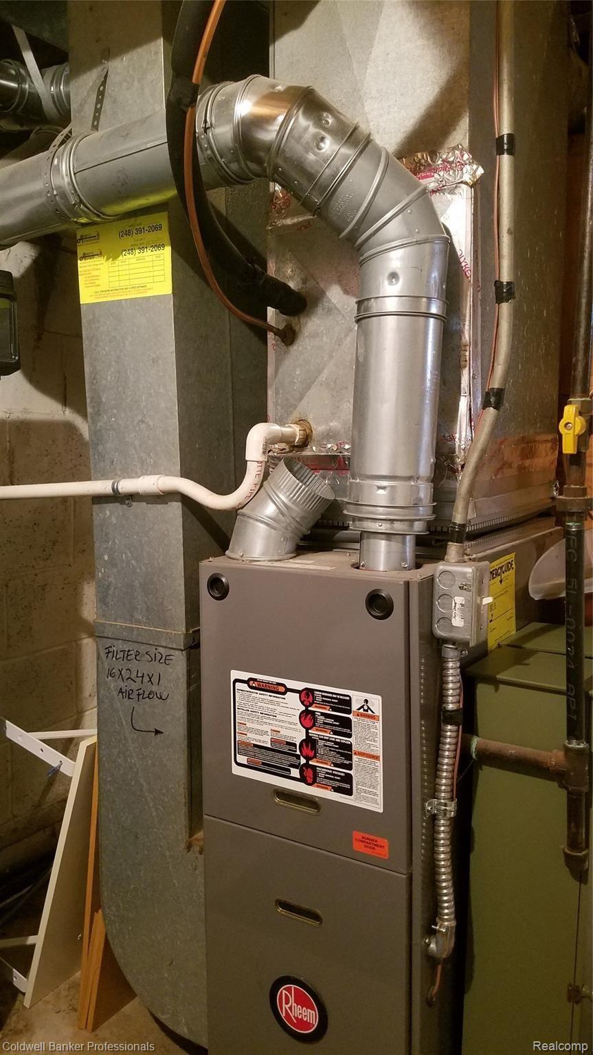 5307 Drayton Road Clarkston, MI 48346 - Photo 22 of 30 5307 Drayton_It's a Rheem!
