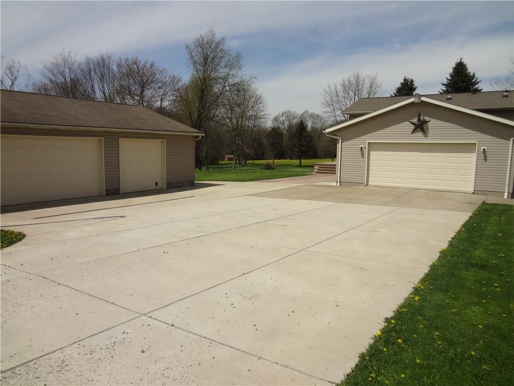 209 Coffee Run Road Edinburg, PA 16116 - Photo 2 of 24 Gallery Image 2