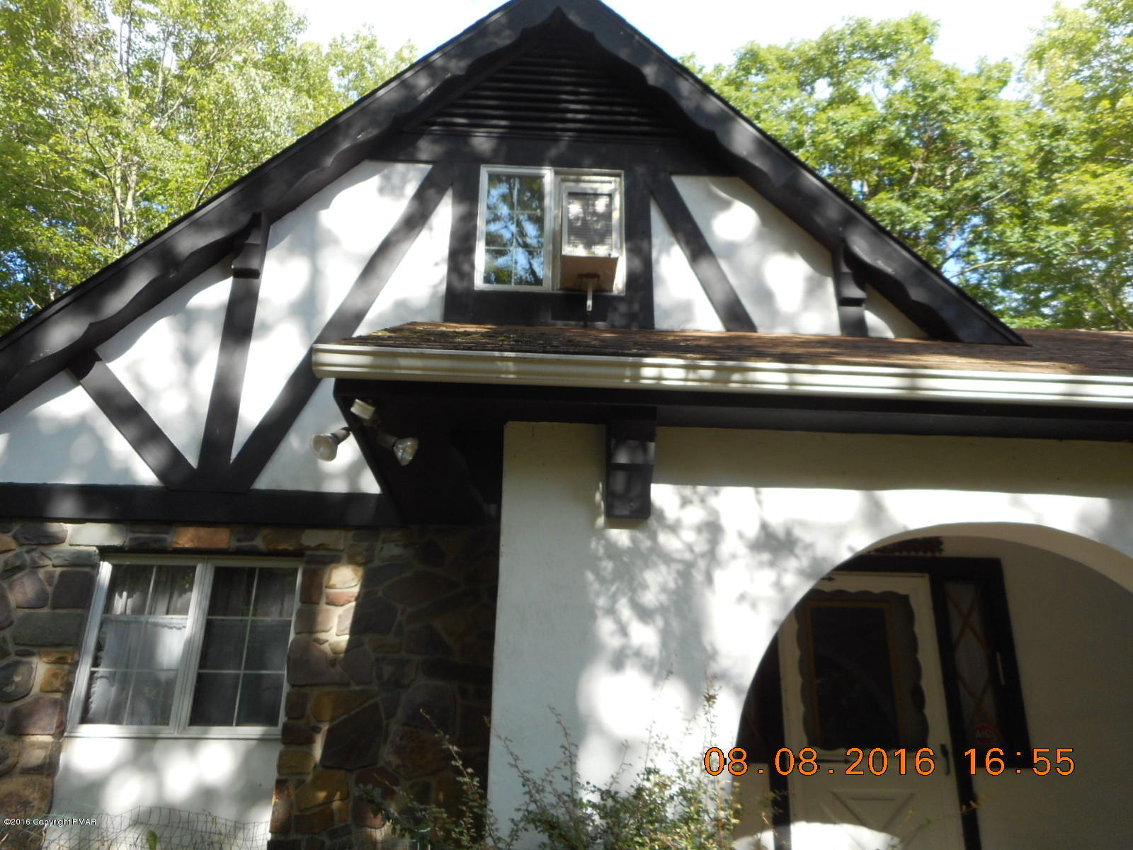 5154 Rocky Road Cresco, PA 18326 - Photo 3 of 31 DSCN1068