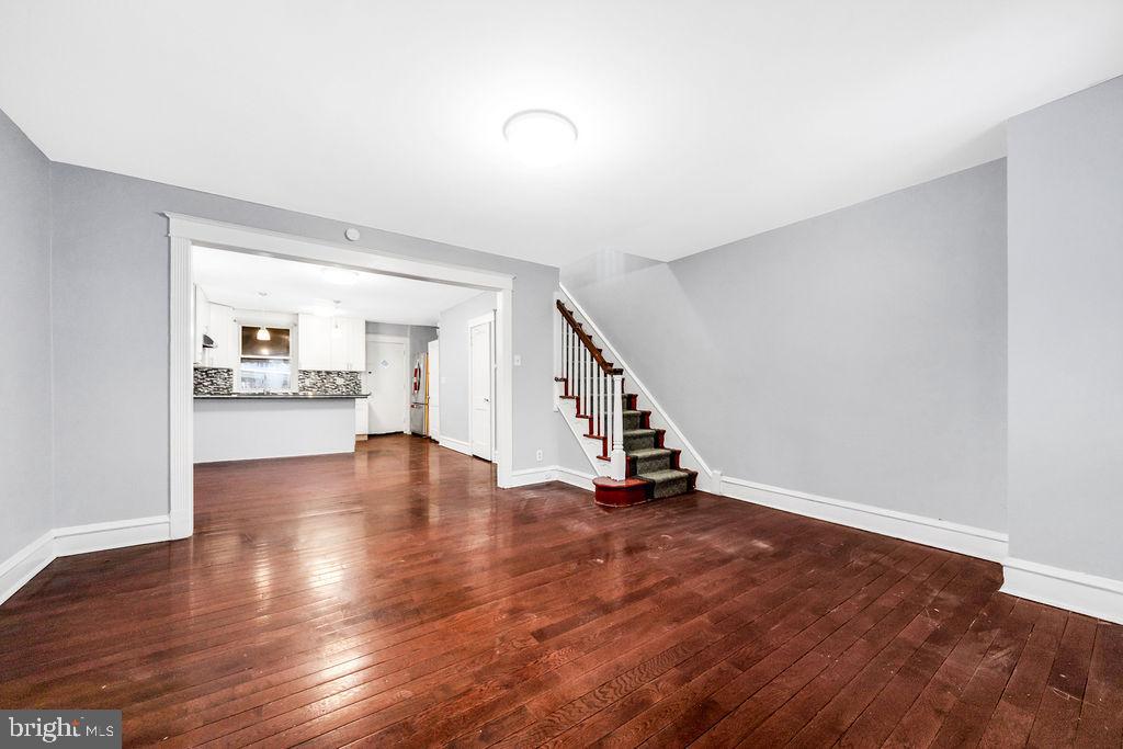 213 Heather Road Upper Darby, PA 19082 - Photo 5 of 31 Gallery Image 5