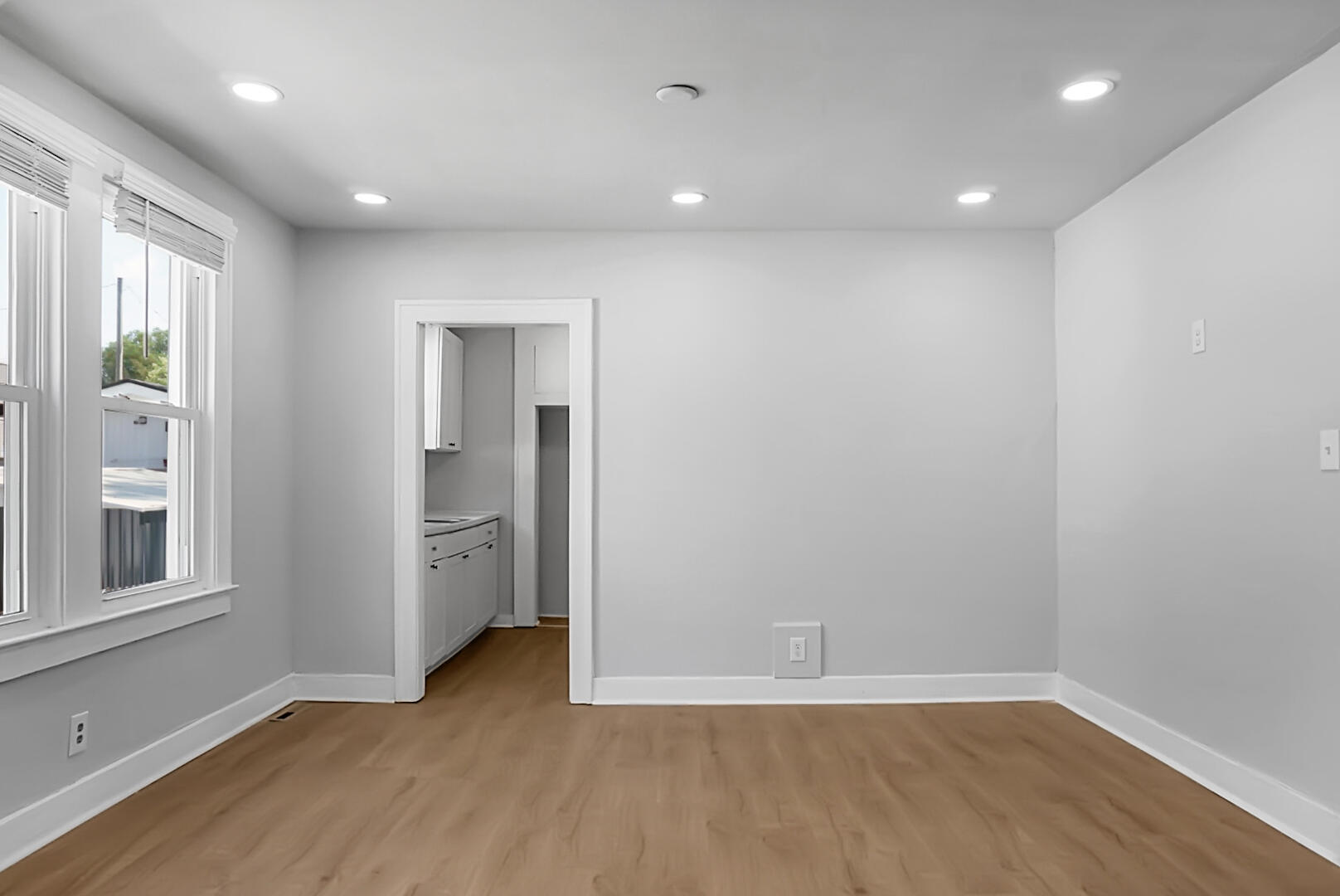 2135 Dorchester Road North Charleston, SC 29405 - Photo 23 of 43 DSC06129