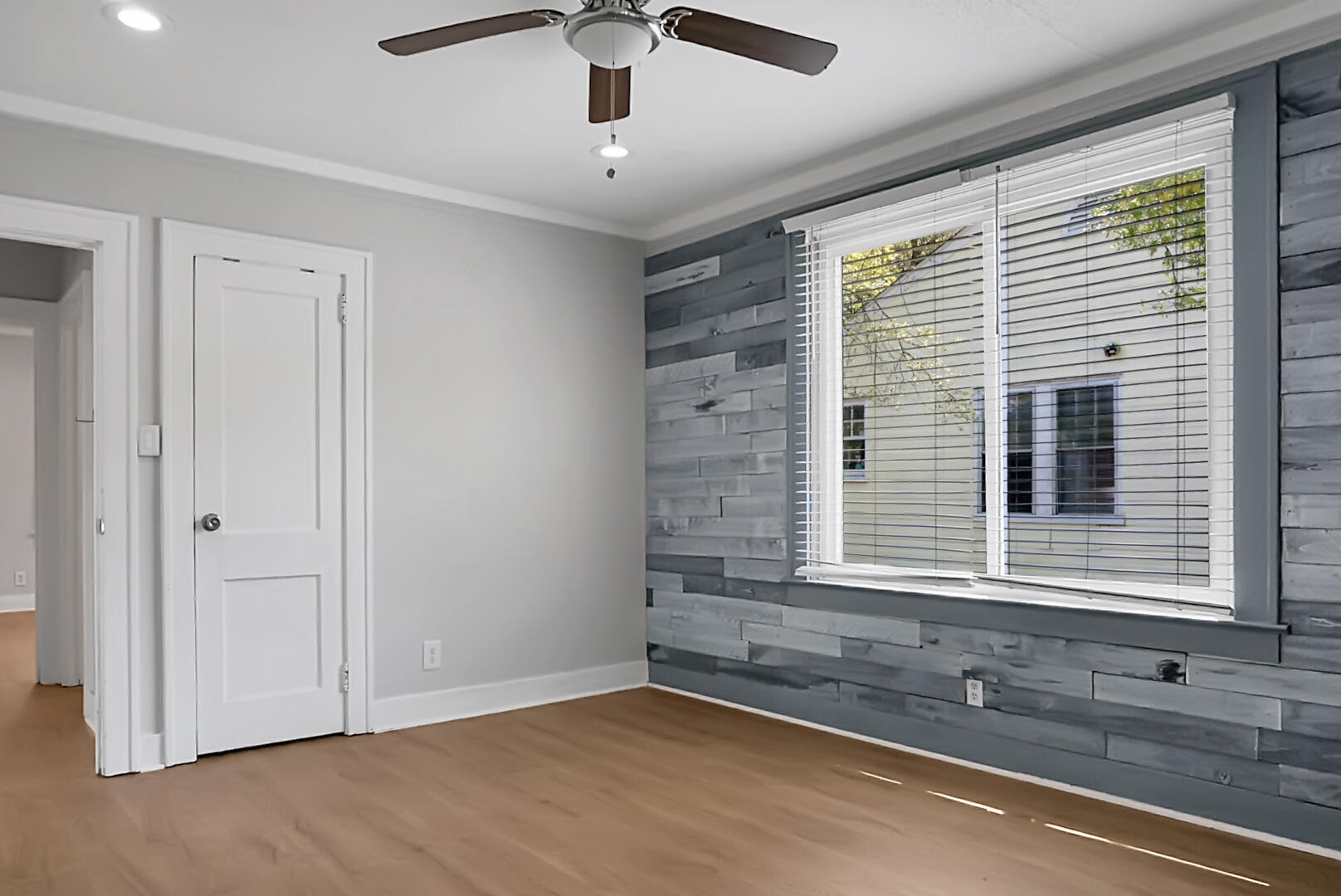 2135 Dorchester Road North Charleston, SC 29405 - Photo 37 of 43 DSC06189