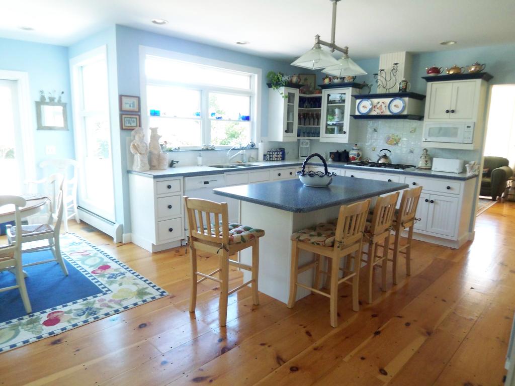 154 Stoney Fields Road Manchester, VT 05255 - Photo 5 of 24 Gallery Image 5