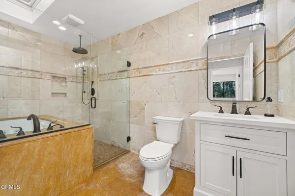 $475,000 | 5300 East Atherton Street, Unit 2F, Long Beach, CA 90815