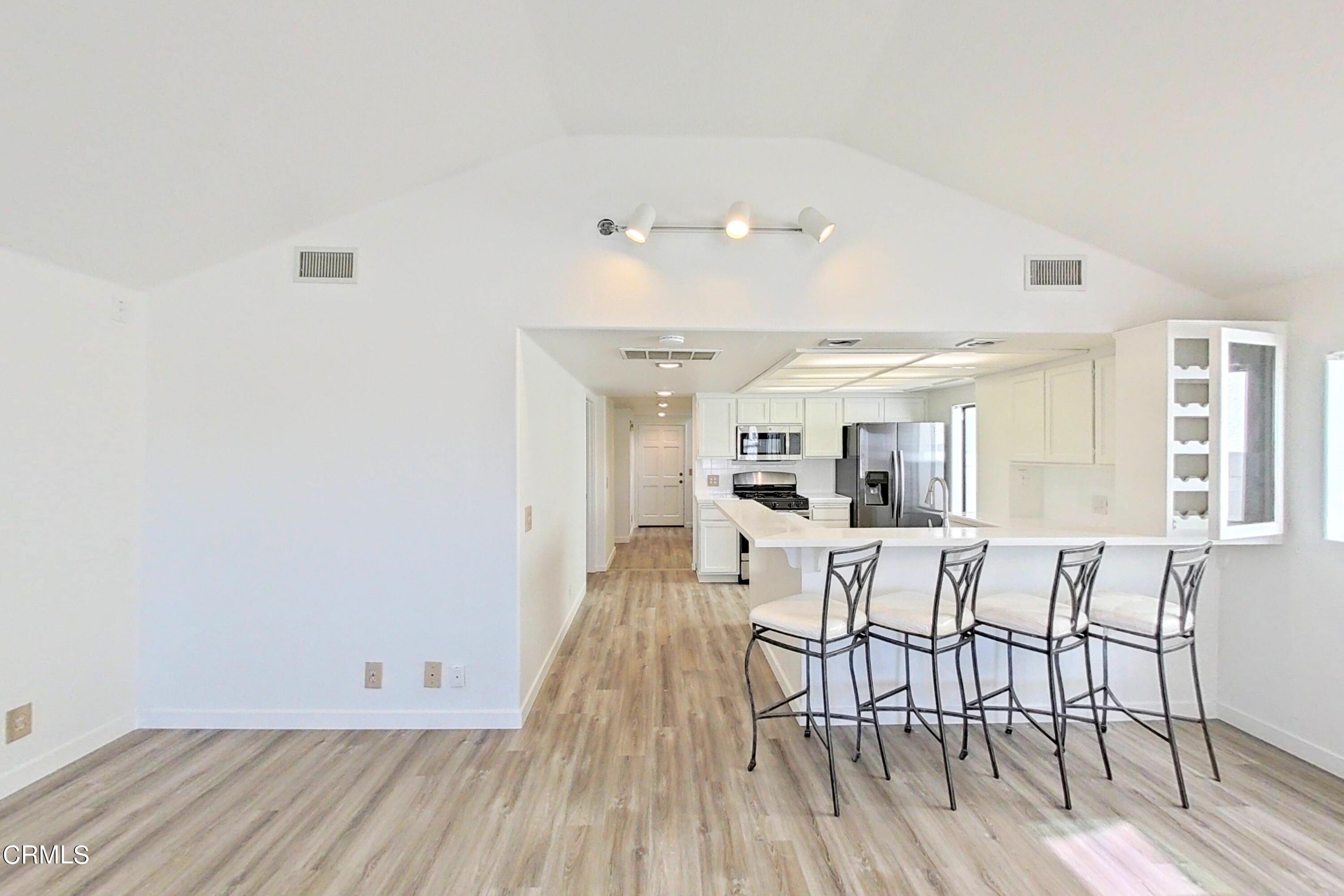 3421 Sunset Lane Oxnard, CA 93035 - Photo 15 of 42 plane_64034ccee11aa