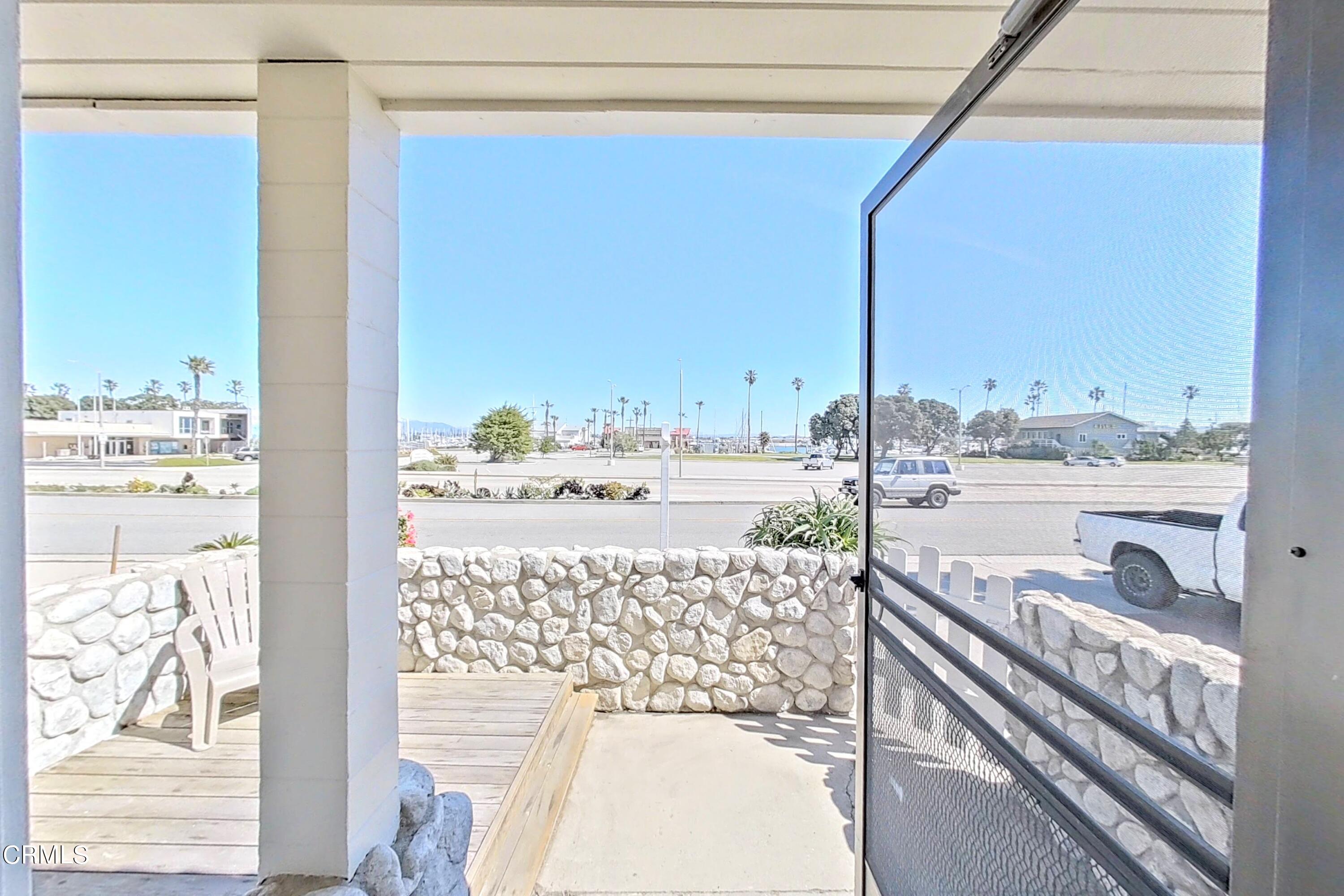 3421 Sunset Lane Oxnard, CA 93035 - Photo 7 of 42 plane_64034e5cc983f