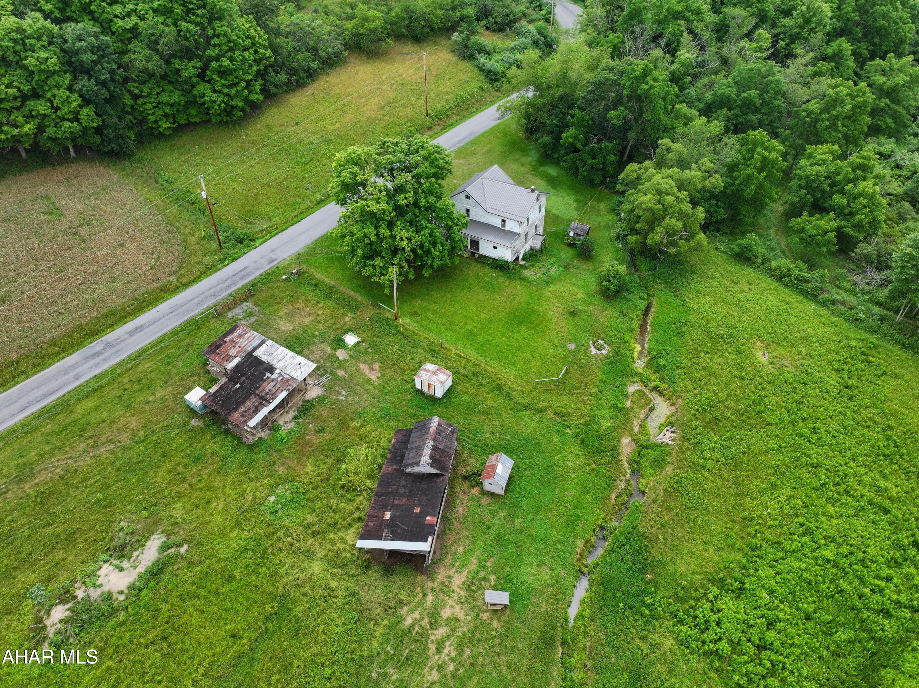595 Adams Run Road Bedford, PA 15522 - Photo 8 of 39