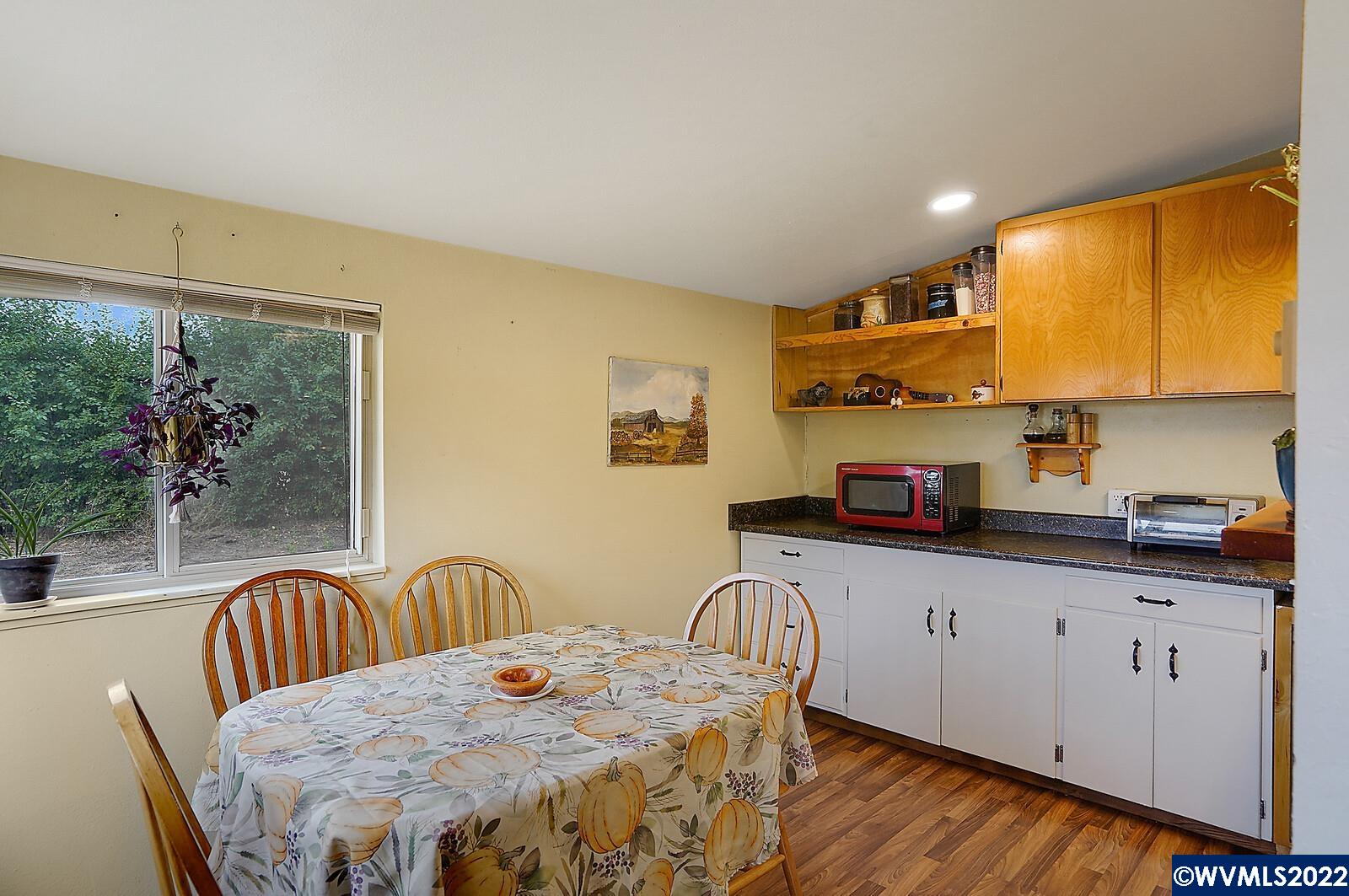 16600 Falls City Road Dallas, OR 97338 - Photo 12 of 42 Gallery Image 12