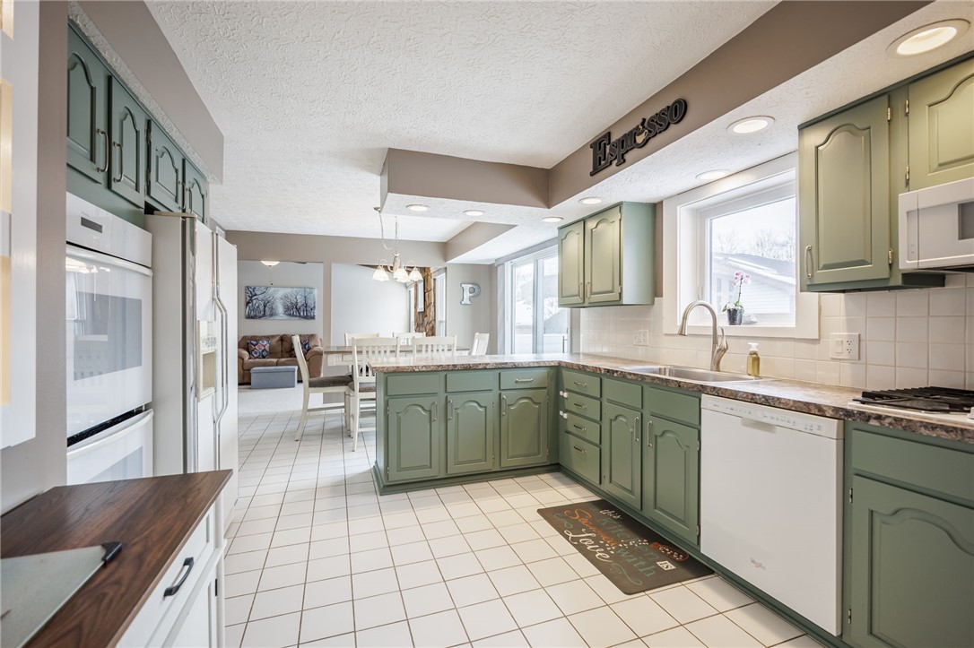 5 Silver Ridge Drive Greece, NY 14626 - Photo 20 of 41