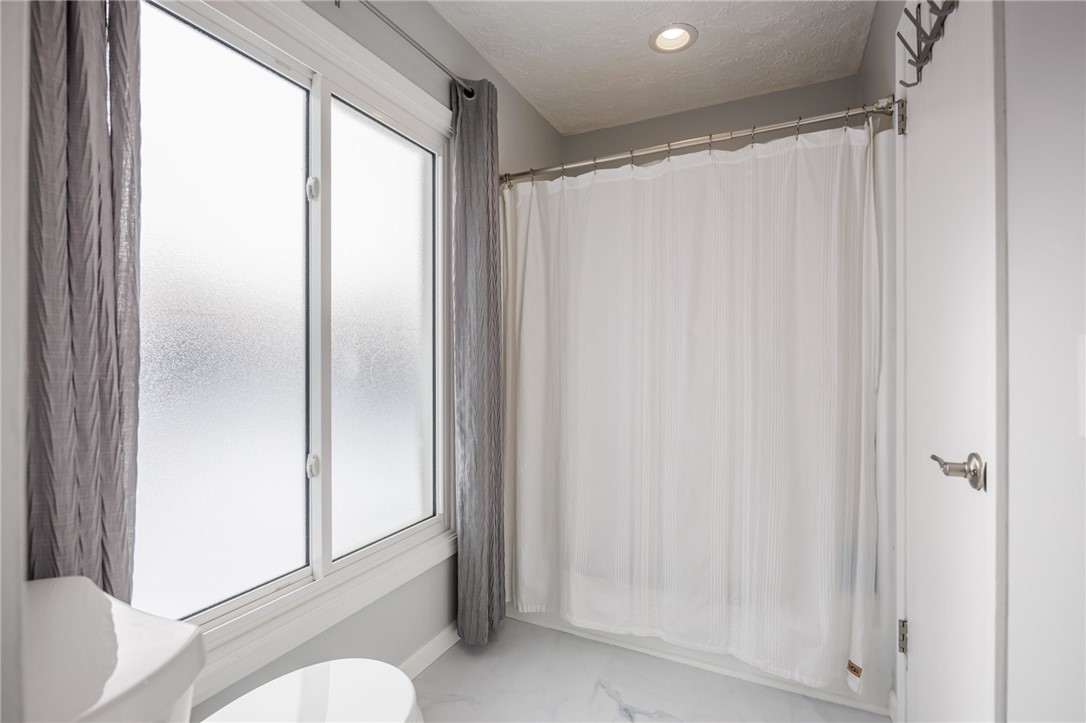 5 Silver Ridge Drive Greece, NY 14626 - Photo 32 of 41 FULL BATH