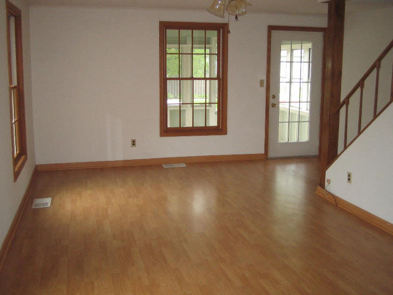 306 Nebobish Street Bay City, MI 48708 - Photo 5 of 14