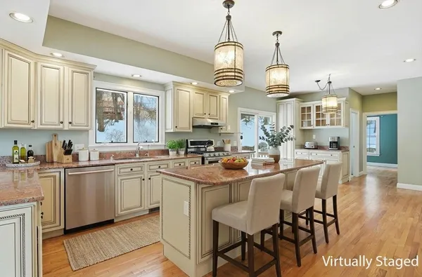 $1,100,000 | 15 Keyes House Road, Shrewsbury, MA 01545