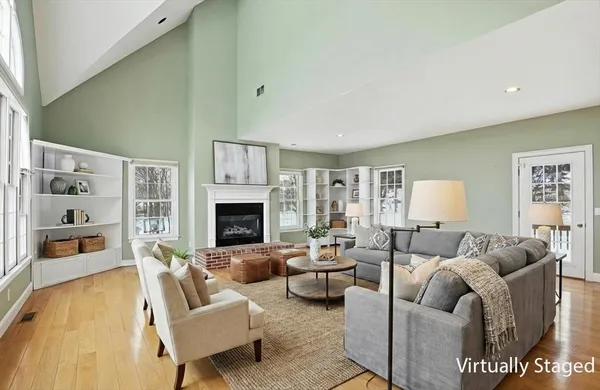 $1,100,000 | 15 Keyes House Road, Shrewsbury, MA 01545