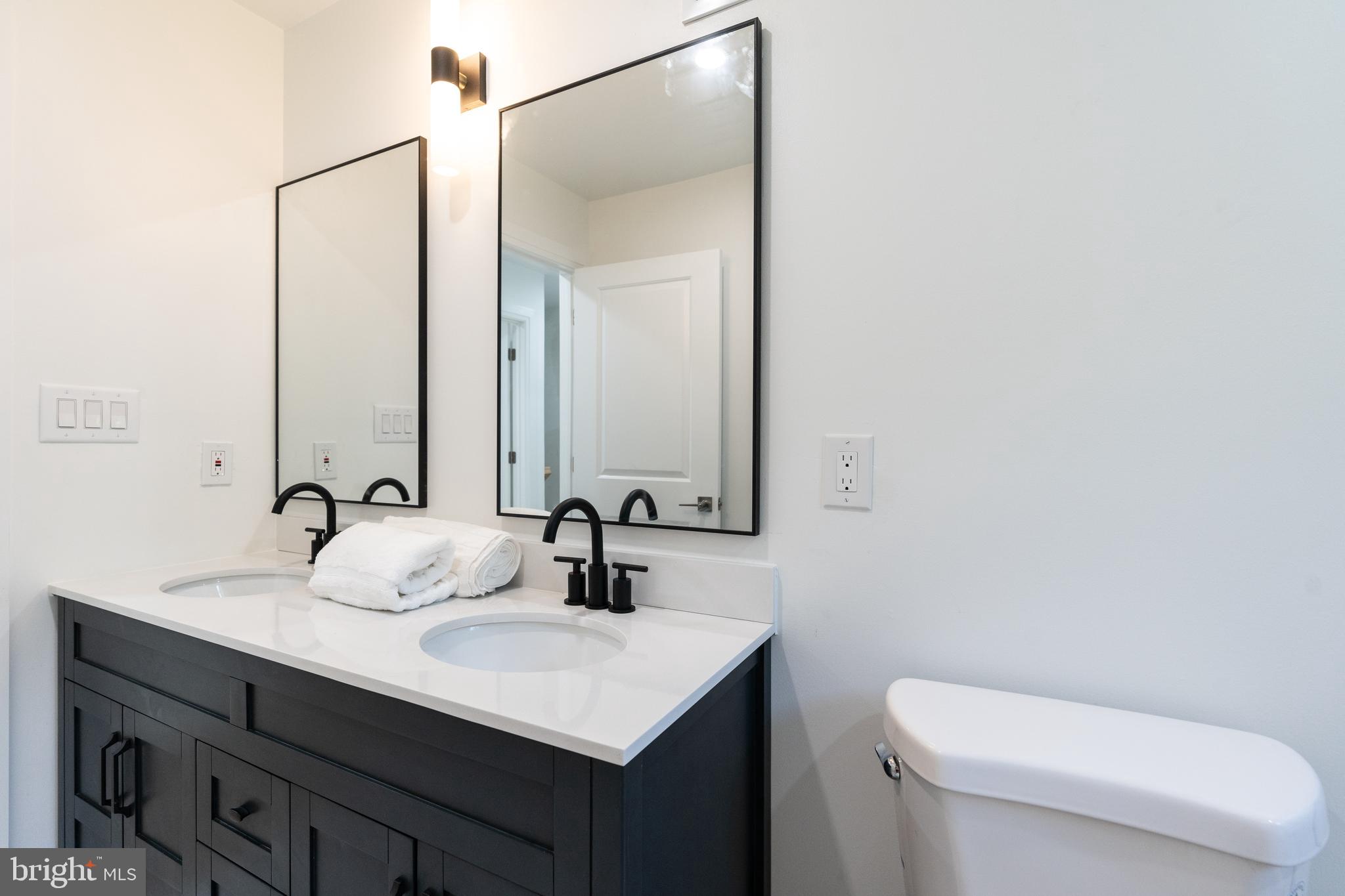 757 West Providence Road Lansdowne, PA 19050 - Photo 21 of 61 Double sink