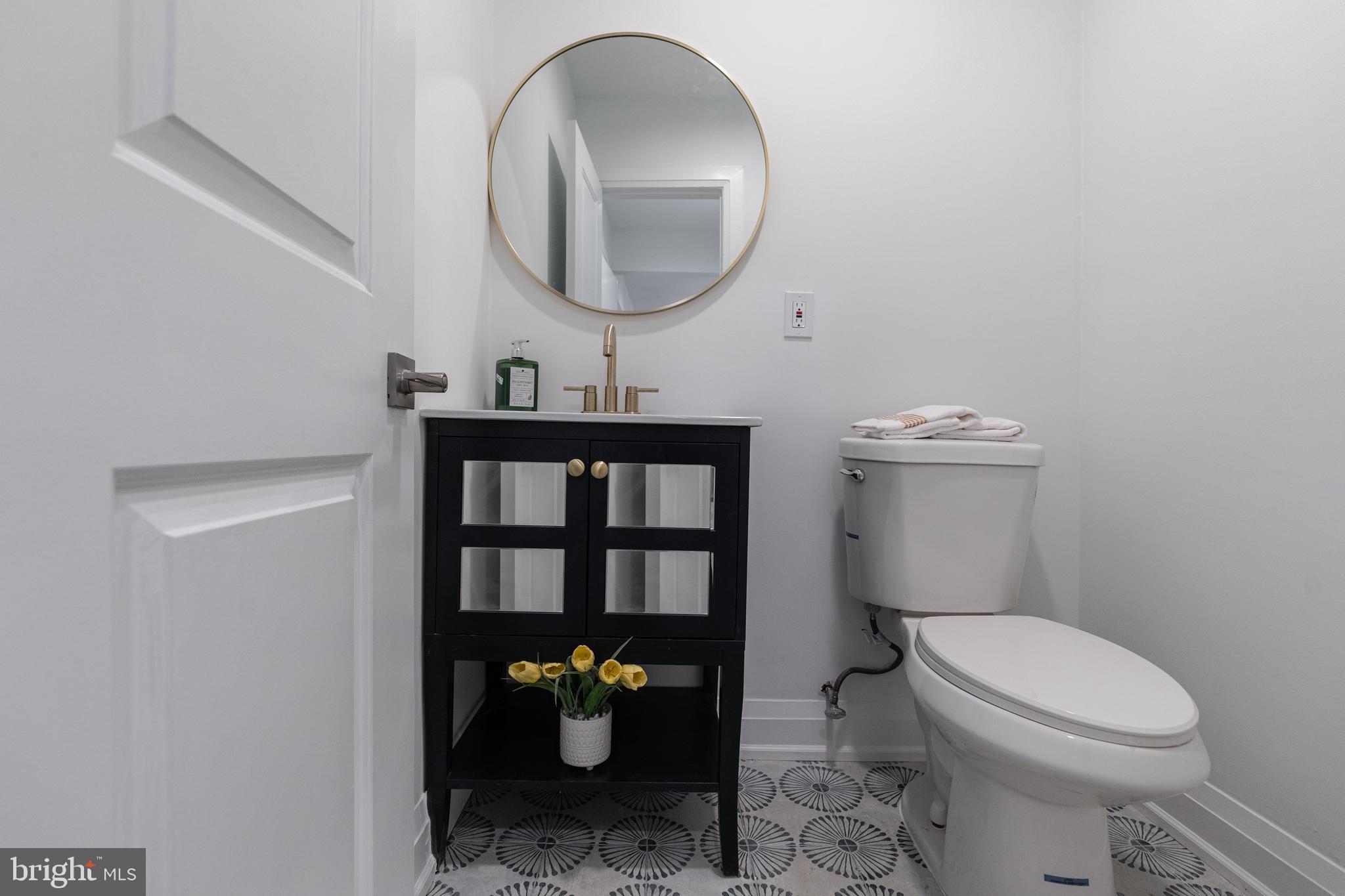 757 West Providence Road Lansdowne, PA 19050 - Photo 29 of 61 Half bath