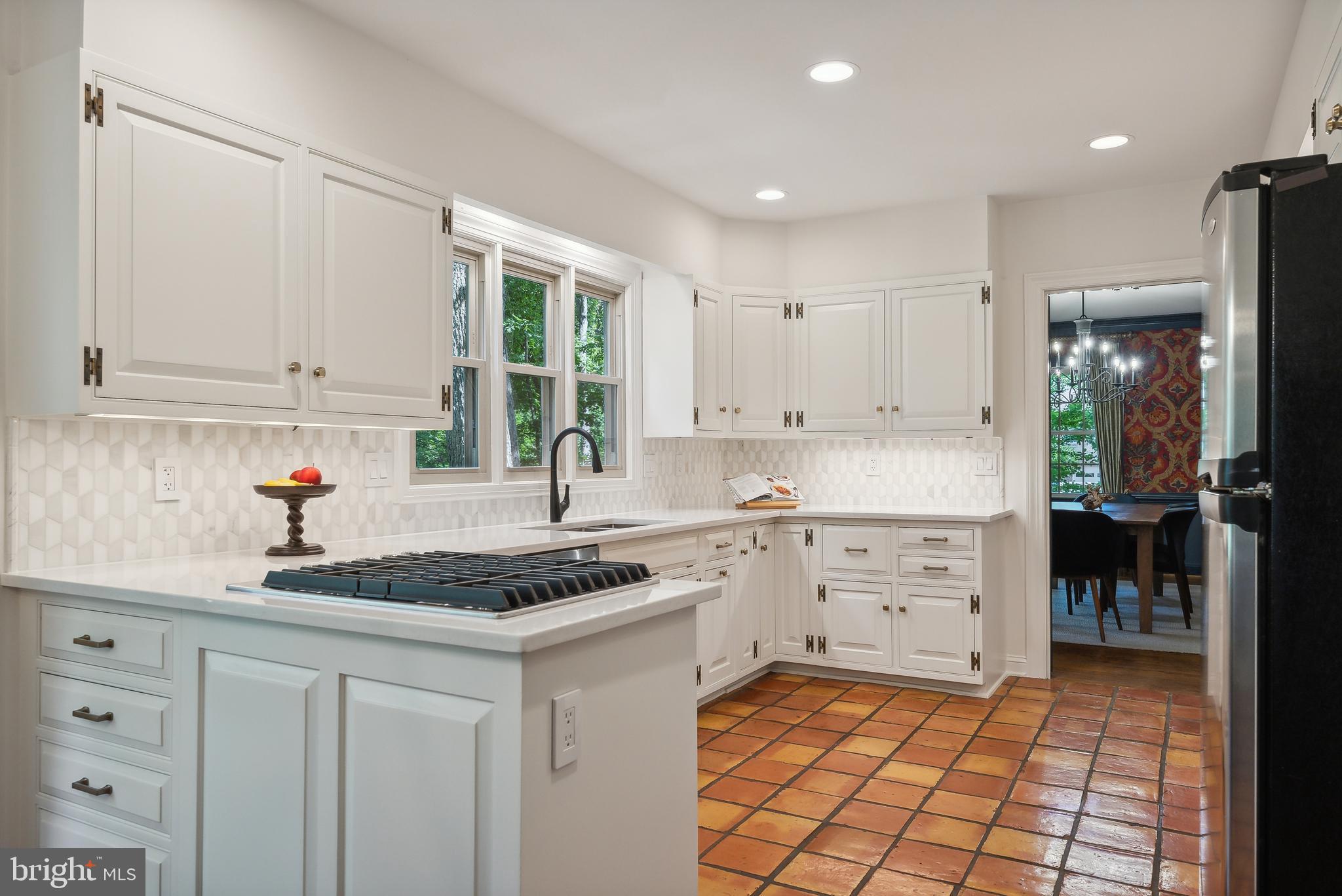 10523 Wickens Road Vienna, VA 22181 - Photo 9 of 51